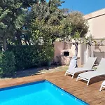 T6, 10 Couchages, Front De Mer, Piscine, Pierre La *