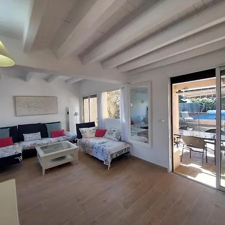 T6, 10 Couchages, Front De Mer, Piscine, Pierre La Ferienhaus